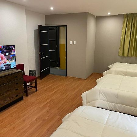 Alston Inn Hotel Кіто Екстер'єр фото