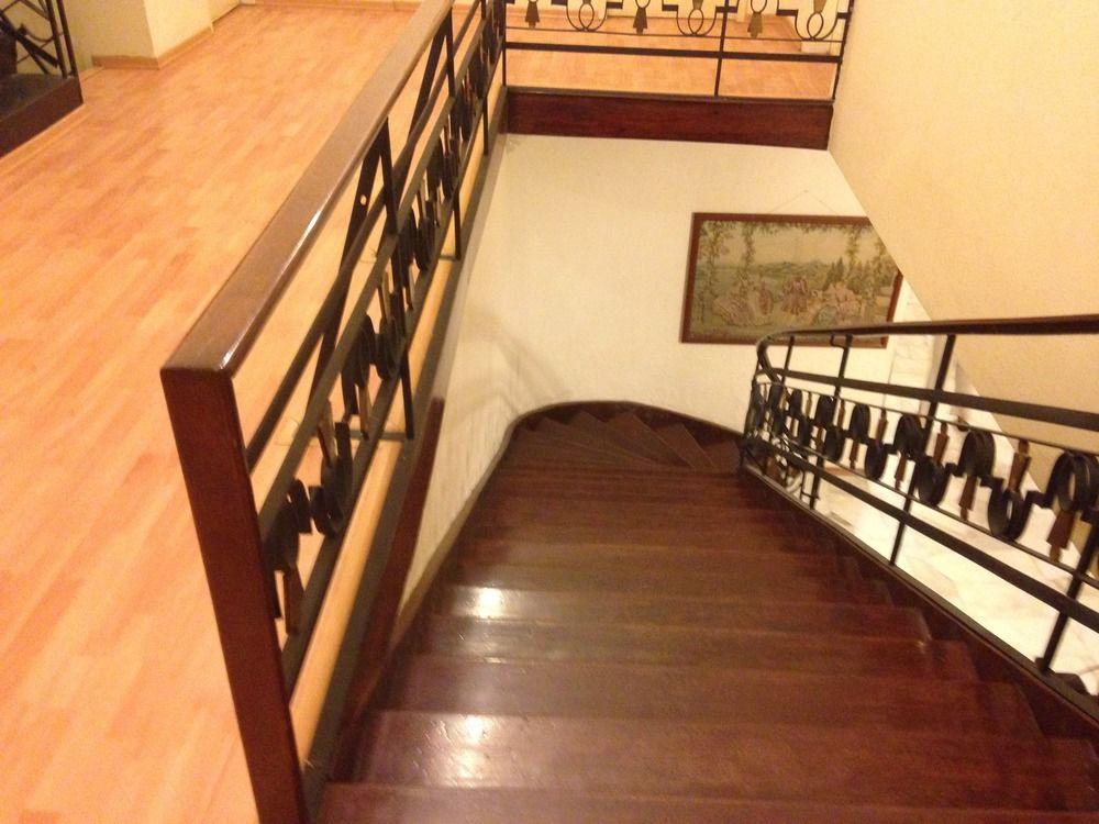 Alston Inn Hotel Кіто Екстер'єр фото