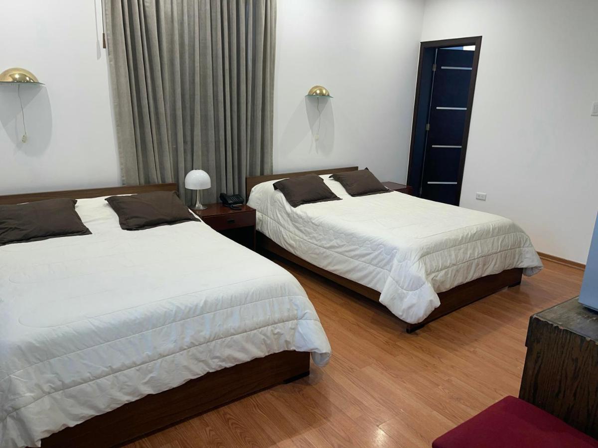 Alston Inn Hotel Кіто Екстер'єр фото