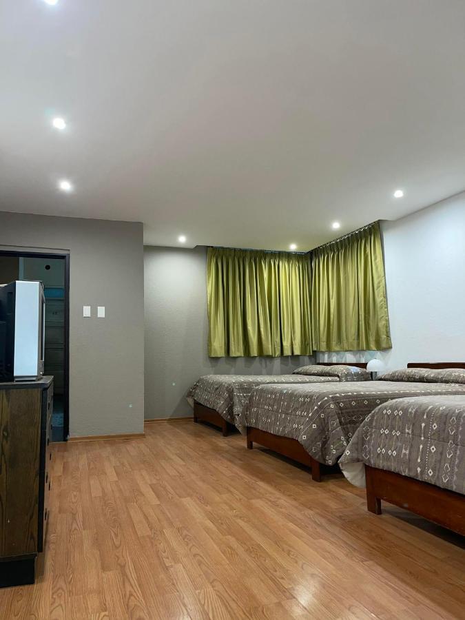 Alston Inn Hotel Кіто Екстер'єр фото